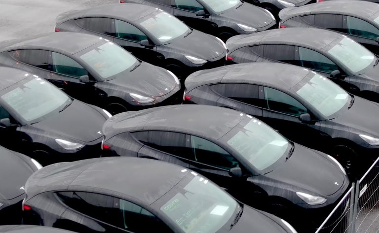 Mientras tanto, Giga Berlin empieza a fabricar vehículos Tesla Model Y