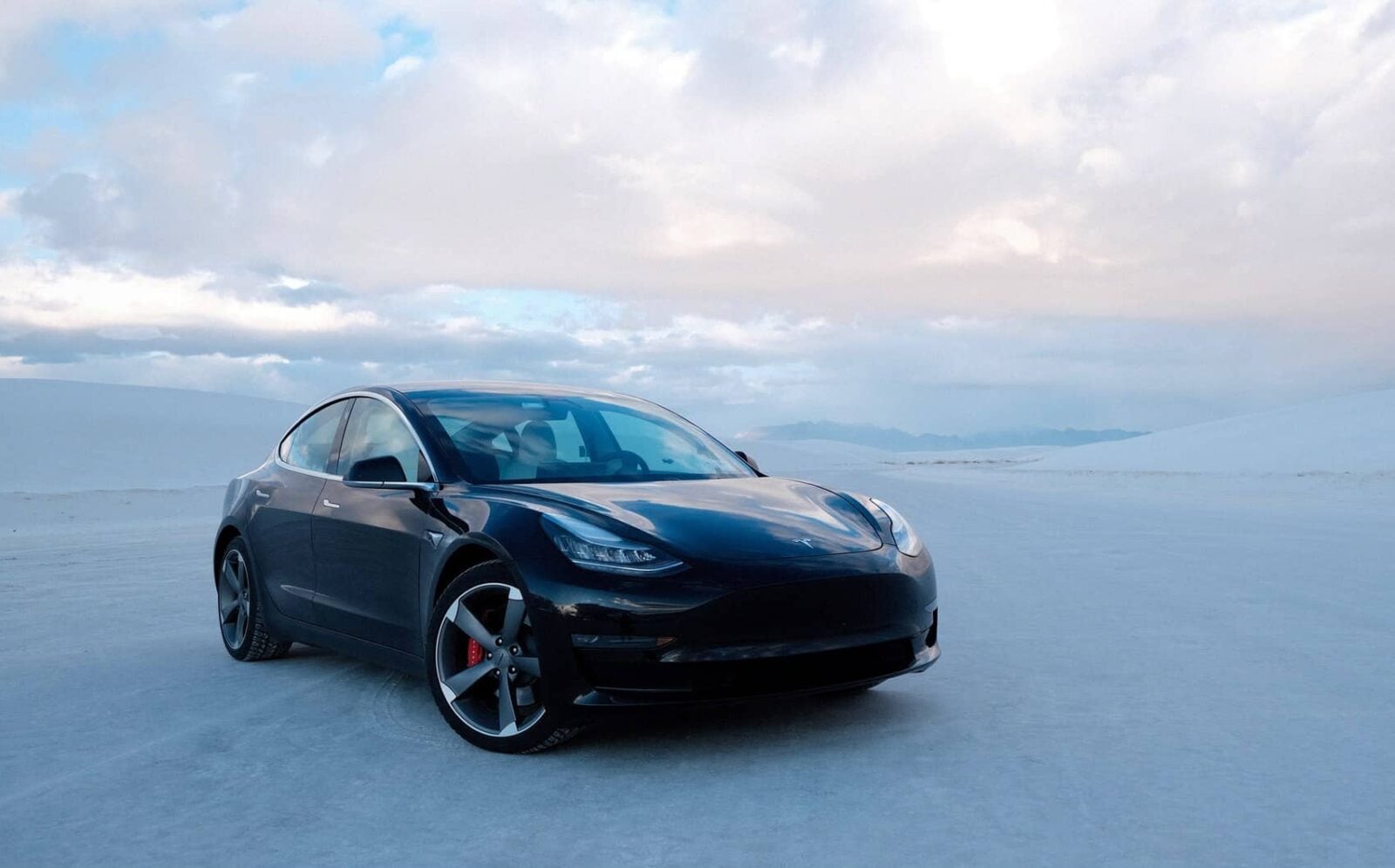 Tesla Germany Registrations Quadruple In March, But One Quarter Does Not Erase 2025 1 Tesla Model 3 Performance