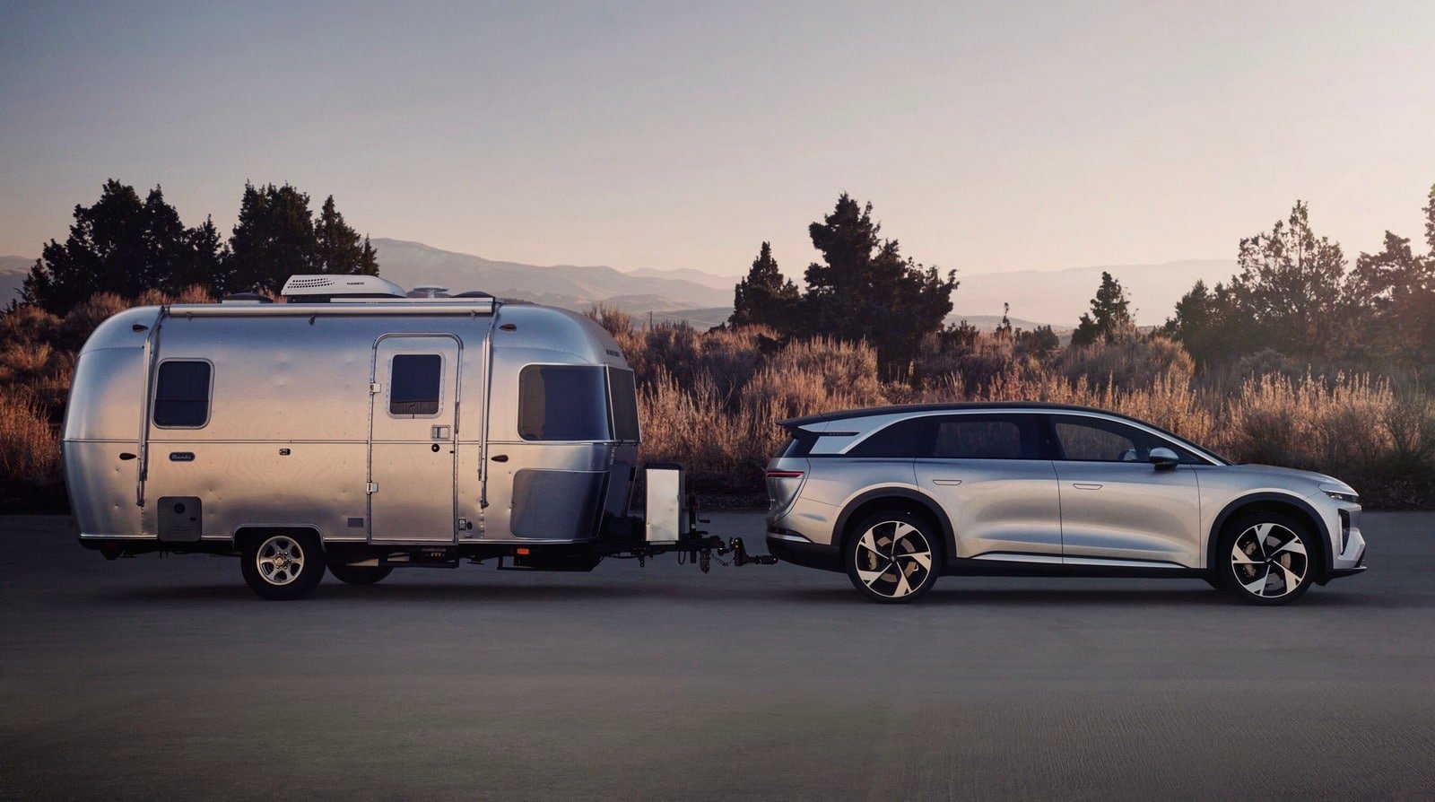 Lucid Motors Unveils Plans To Challenge Tesla'S Ev Dominance