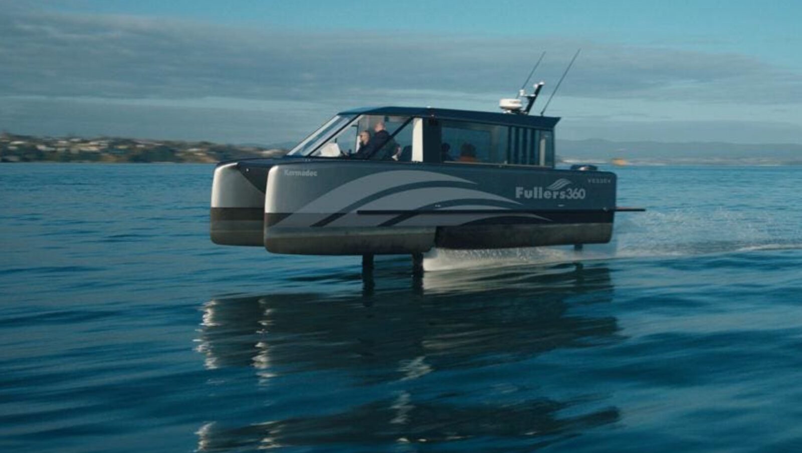 Vessev’s Vs-9 Electric Hydrofoil Boat Redefines Smooth, Sustainable Water Travel