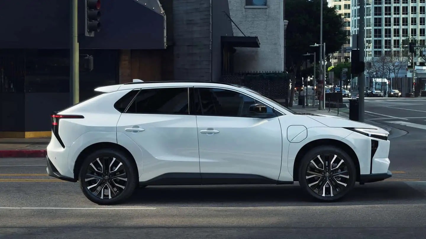 2026 Toyota Bz Unveiled: Revamped Ev Boasts 314-Mile Range And 338 Hp