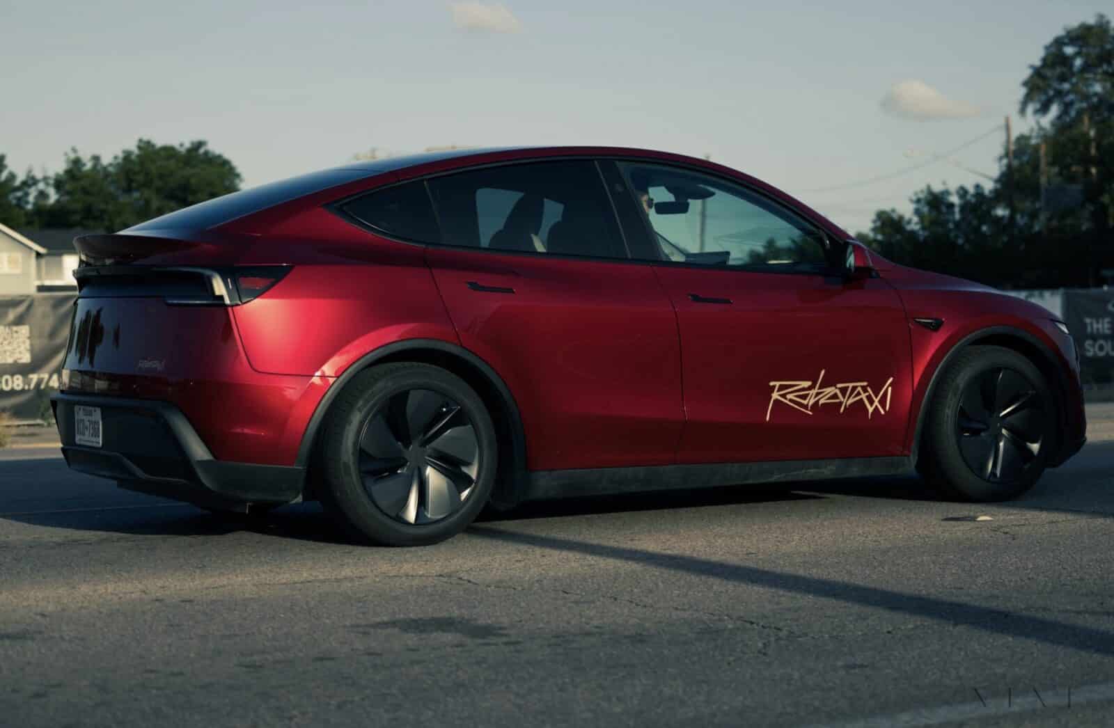 Tesla'S Robotaxi Pilot Sparks Optimism With $475 Stock Target Boost