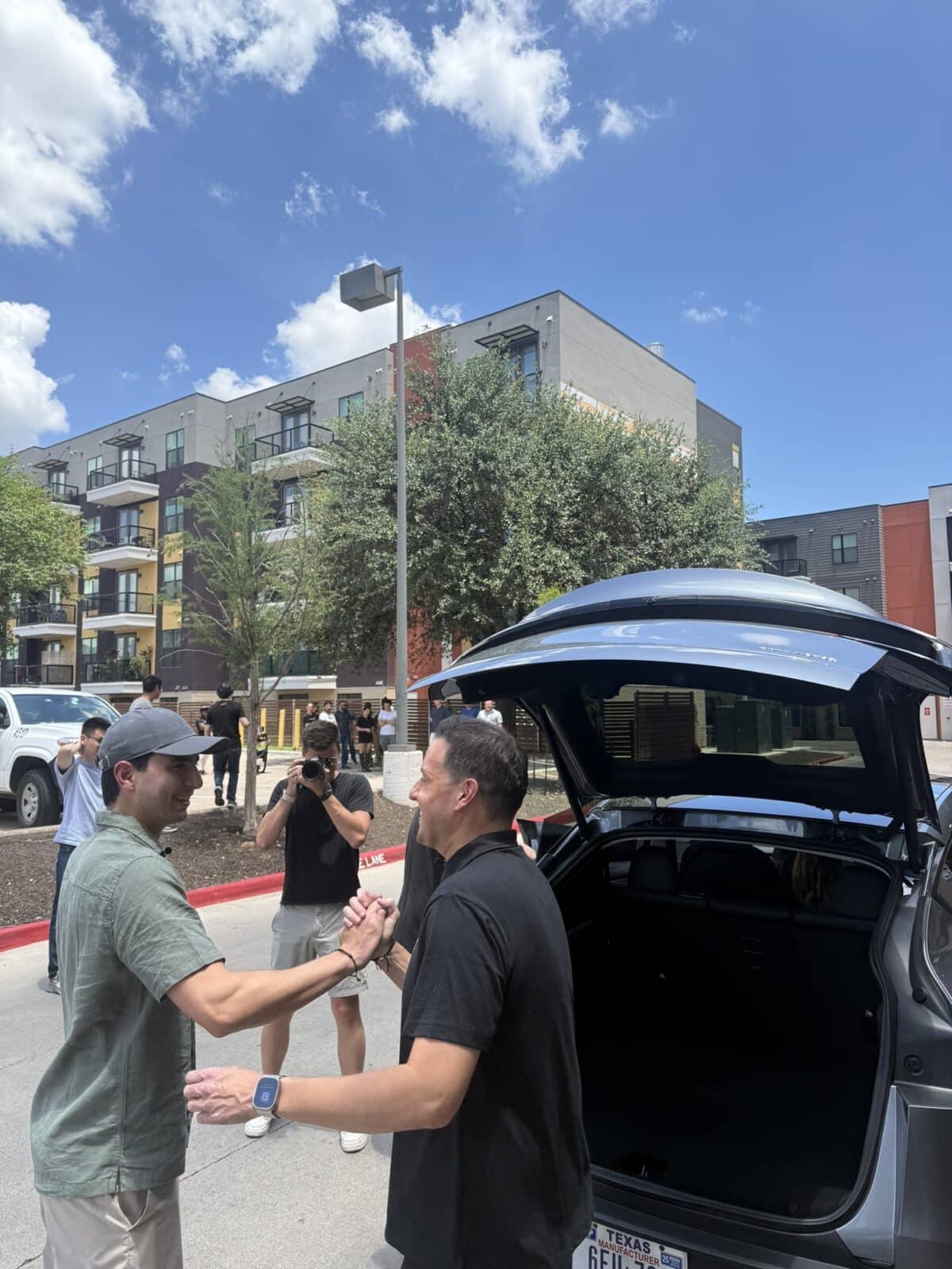 Photos Of Tesla’s First Fully Autonomous Model Y Delivery