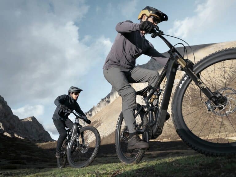 Amflow Pl Carbon Now Available In U.s. With Insane 105 Nm Torque—Specialized Levo Outmatched?