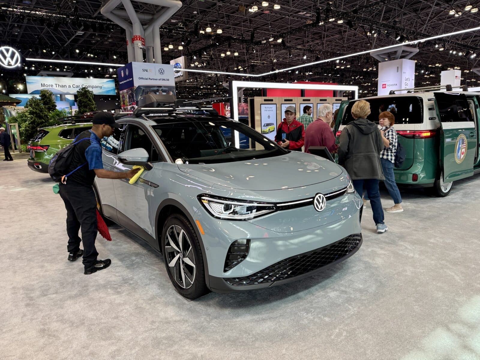 Volkswagen Id.buzz Struggles In Us Ev Market Due To High Costs And Design Issues