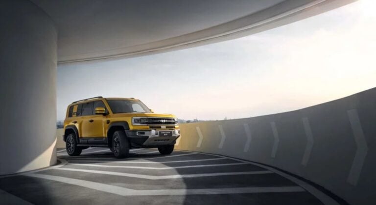 Byd’s Denza B5 Phev Suv Set To Rival Land Rover Defender With Extended Ev Range And Competitive Pricing