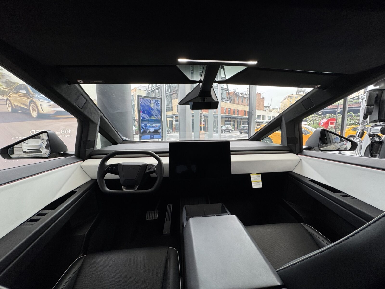 Tesla Cybertruck Faces First Wrongful Death Lawsuit Over Fatal Crash
