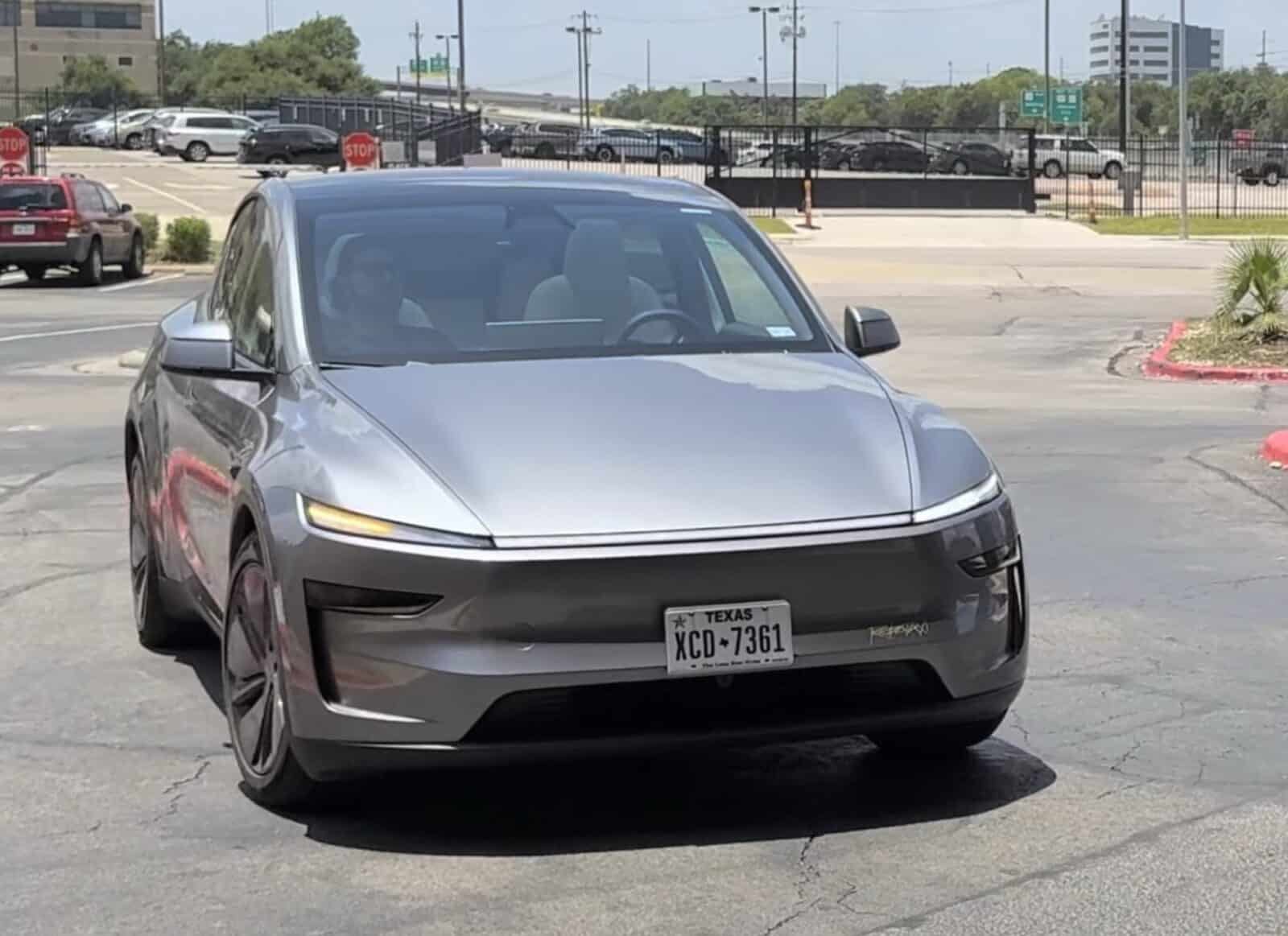 Jpmorgan Analyst Praises Tesla Robotaxi’s Safe Debut In Austin