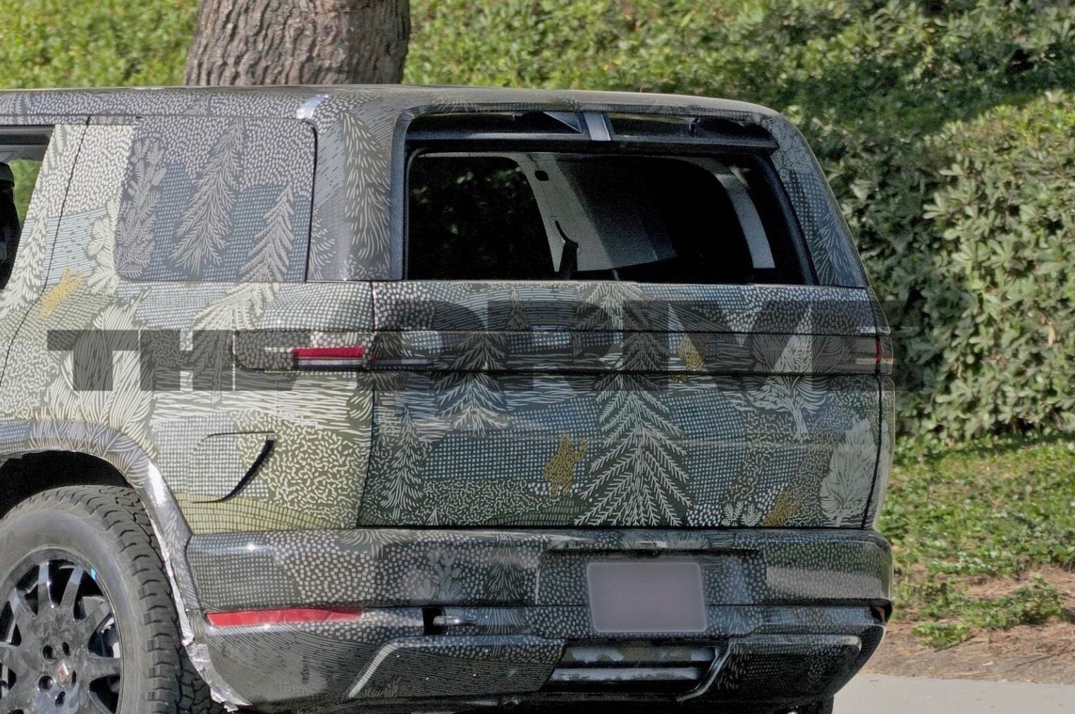 Rivian R2 2026 Shockers: Tri-Motor Thrills And 4Runner Vibes, Minus The Accessory Port Heartbreak.