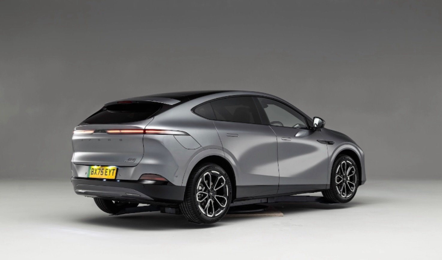 Xpeng G6 Undercuts Tesla Model Y By £12,000 In Uk Launch