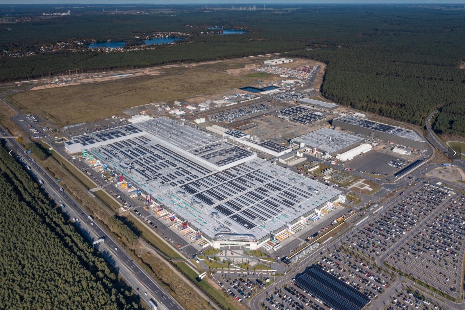 Tesla Warns Giga Berlin Workers