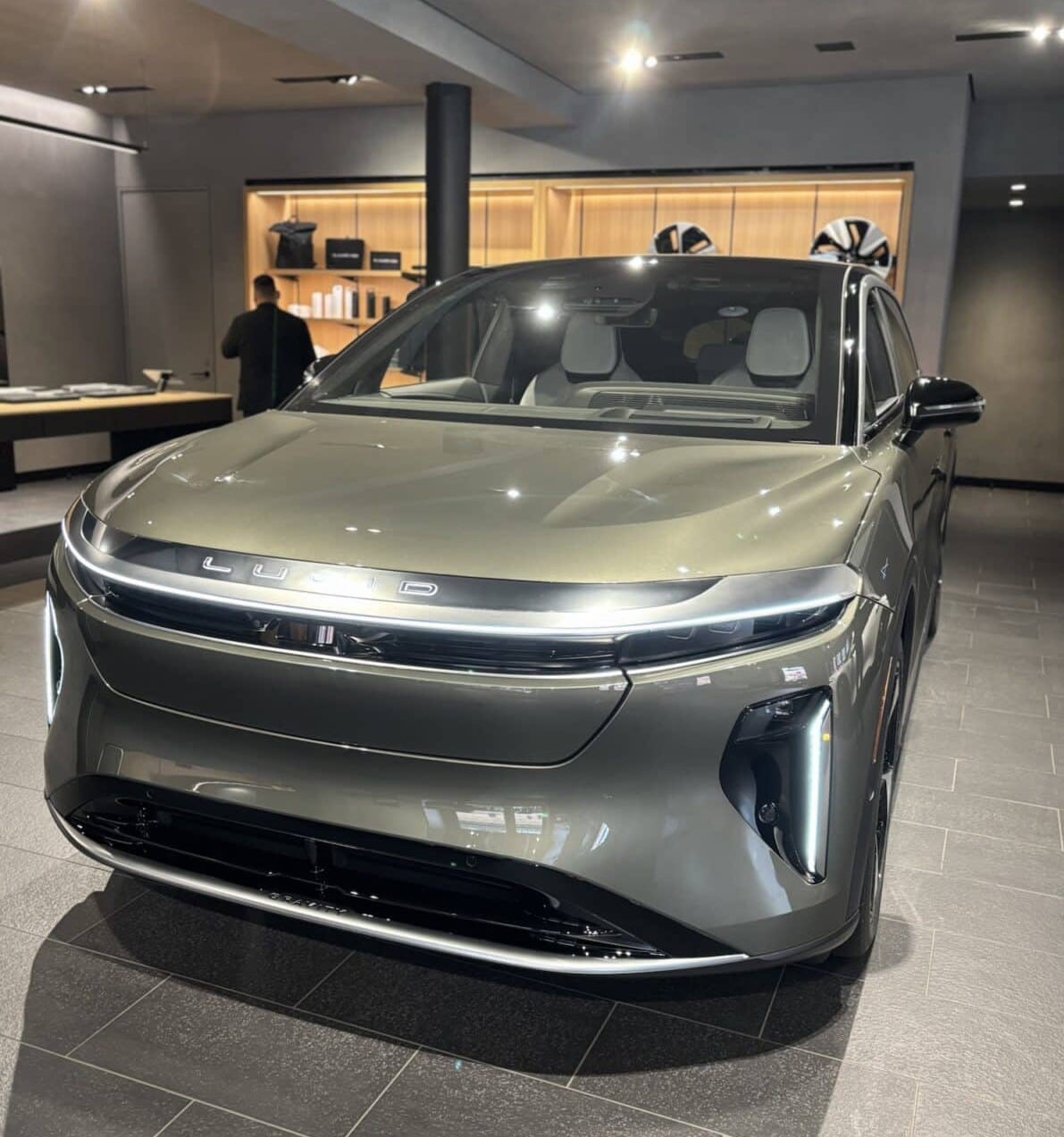 Lucid Gravity Gets Apple Carplay And Android Auto As Investor Day Puts Software Credibility On Trial